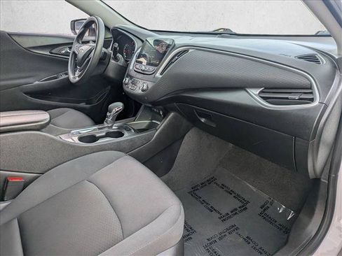 Used 2024 Chevrolet Malibu LT FWD image 27