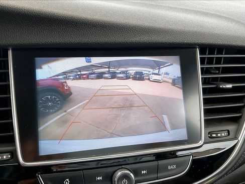 Used 2018 Buick Encore Essence AWD/4WD image 27