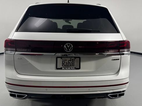 Used 2025 Volkswagen Atlas SEL Premium R-Line AWD/4WD image 6