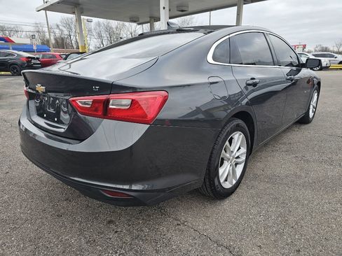 Used 2017 Chevrolet Malibu LT image 11