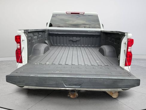 Used 2024 Chevrolet Silverado 2500 LT AWD/4WD image 19
