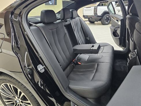 Used 2020 BMW 530i w/ Convenience Package image 24