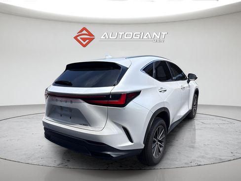 Used 2024 Lexus NX 250 FWD w/ Towing Package (2000 Lbs) image 8