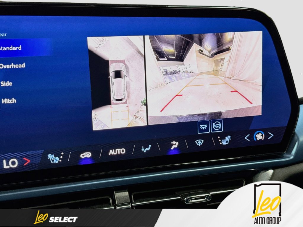 Used 2024 Chevrolet Equinox EV LT w/ LPO, Interior Storage Package FWD image 16
