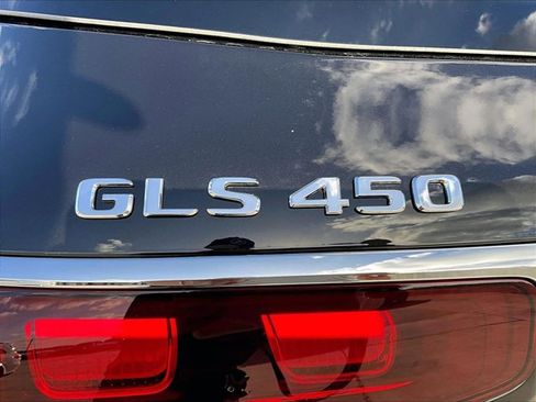 New 2026 Mercedes-Benz GLS 450 4MATIC image 28