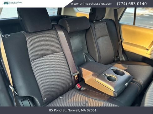 Used 2011 Toyota 4Runner SR5 image 16