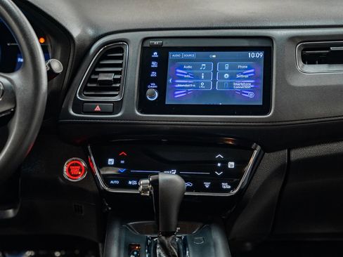 Used 2019 Honda HR-V EX image 23