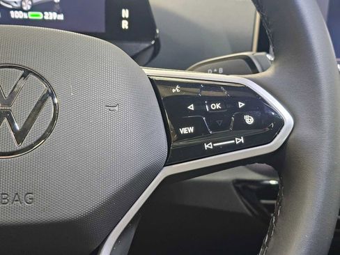 New 2025 Volkswagen ID.4 Pro S image 25