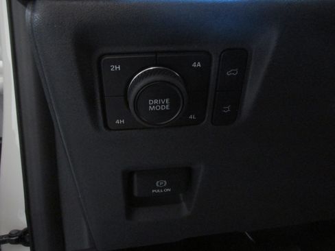 New 2025 Ford Expedition Platinum w/ Platinum Ultimate Package image 33