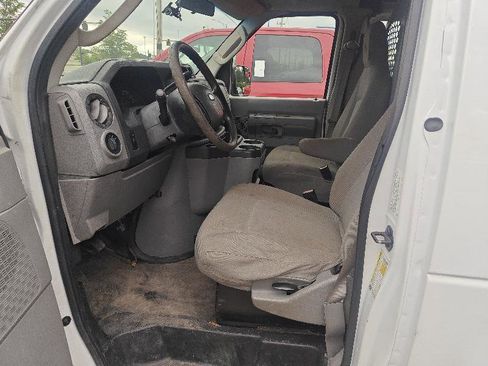 Used 2013 Ford E-250 and Econoline 250 w/ PWR Group image 6