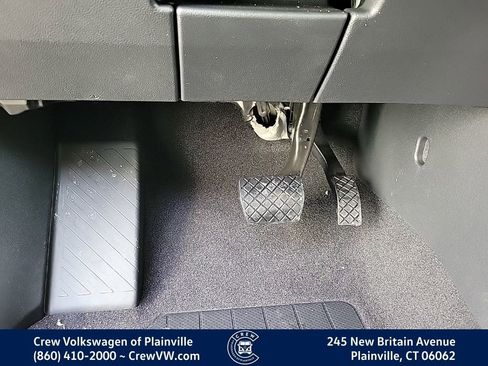 New 2026 Volkswagen Atlas SE image 39