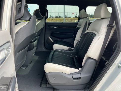 Used 2024 Kia EV9 GT-Line image 19