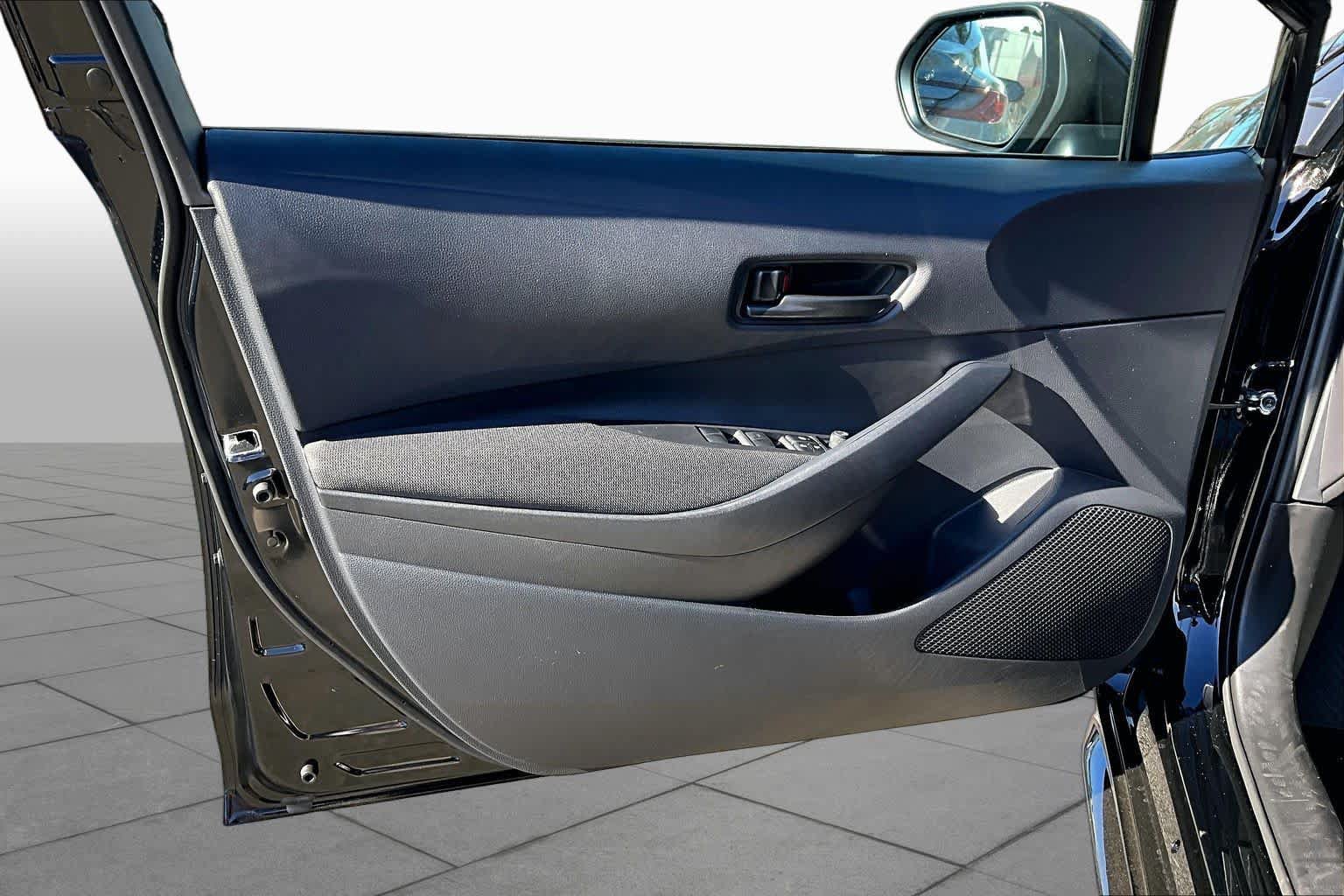 New 2027 Toyota Corolla LE FWD image 10