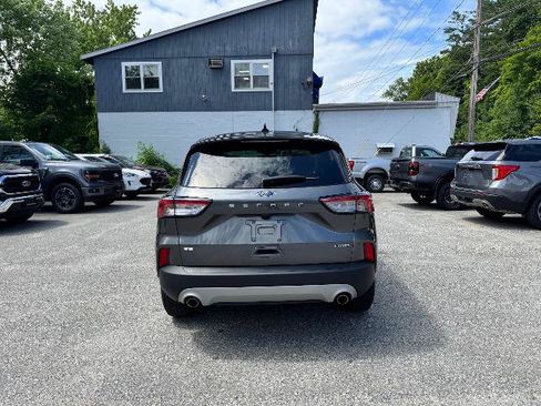 Certified 2022 Ford Escape SE AWD/4WD image 3