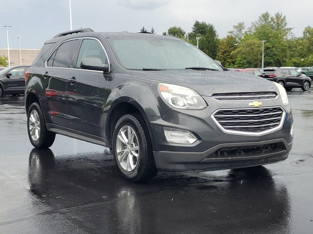 Used 2017 Chevrolet Equinox LT w/ Convenience Package FWD image 2