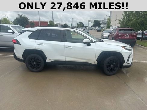 Used 2023 Toyota RAV4 SE AWD/4WD image 2