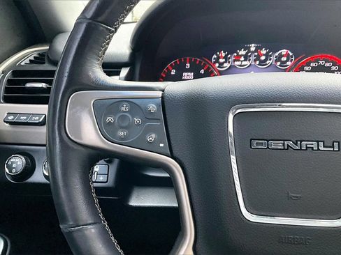 Used 2015 GMC Yukon XL Denali w/ Touring Package image 11