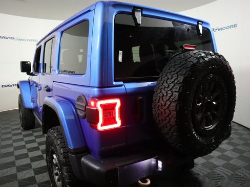 Used 2021 Jeep Wrangler Unlimited Rubicon w/ Trailer Tow Package AWD/4WD image 9