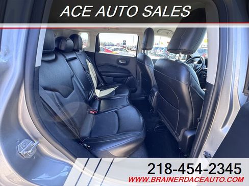 Used 2021 Jeep Compass Limited AWD/4WD image 18
