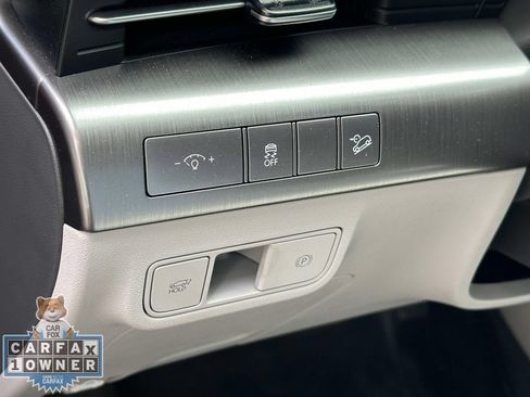 Used 2025 Hyundai Kona Limited AWD/4WD image 22