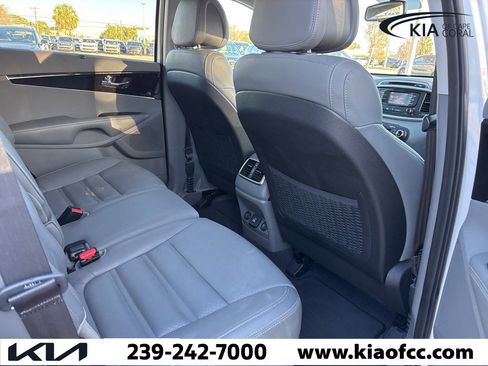 Used 2016 Kia Sorento EX w/ EX Premium Package image 14