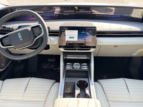 New 2026 Lincoln Nautilus Reserve AWD/4WD image 14
