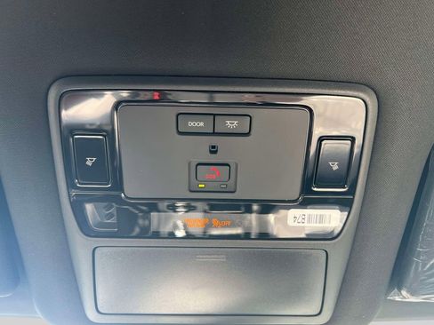 New 2026 Lexus TX 500h AWD image 32