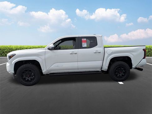 New 2026 Toyota Tacoma SR5 image 7