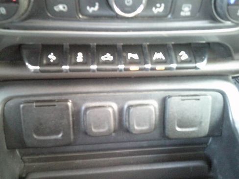 Used 2018 Chevrolet Silverado 1500 LTZ Z71 w/ LTZ Plus Package image 12