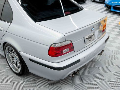 Used 2003 BMW M5 RWD image 31