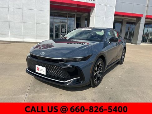 Certified 2026 Toyota Crown XLE image 3