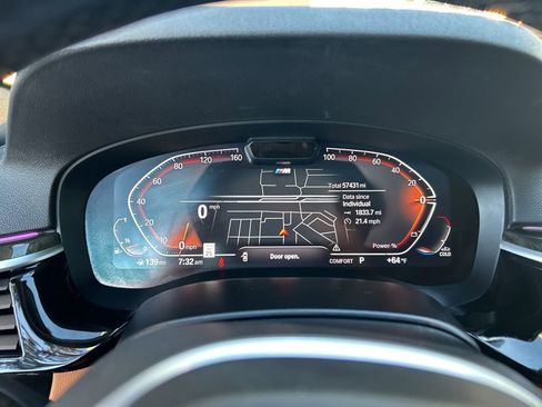 Used 2023 BMW 540i w/ M Sport Package image 59