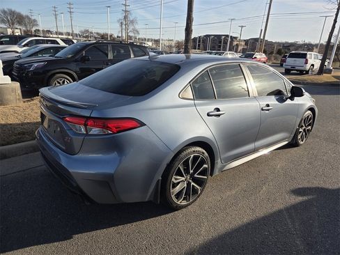 Used 2020 Toyota Corolla SE w/ SE Premium Package image 4