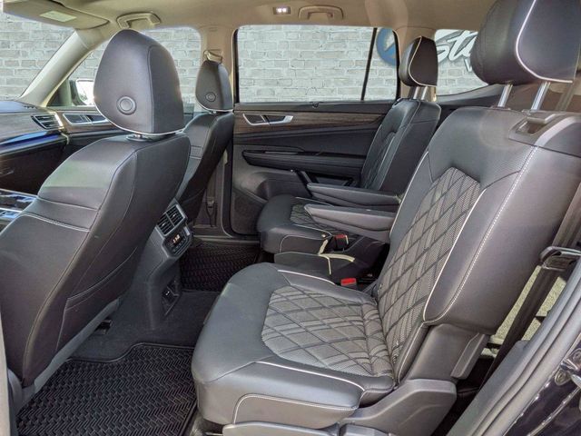Certified 2026 Volkswagen Atlas SEL Premium R-Line AWD/4WD image 13