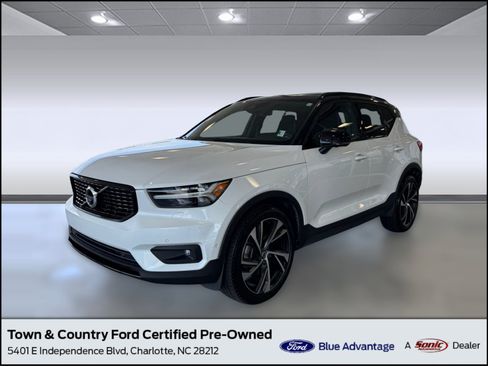Used 2020 Volvo XC40 T5 R-Design w/ Protection Package Premier AWD/4WD image 1