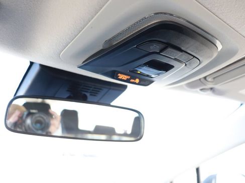 Used 2024 Toyota Corolla LE FWD image 24