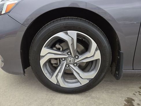 Used 2018 Honda Accord EX-L image 9