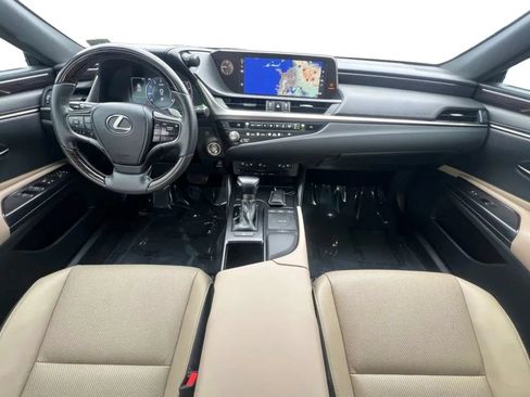 Used 2021 Lexus ES 350 w/ Premium Package FWD image 11