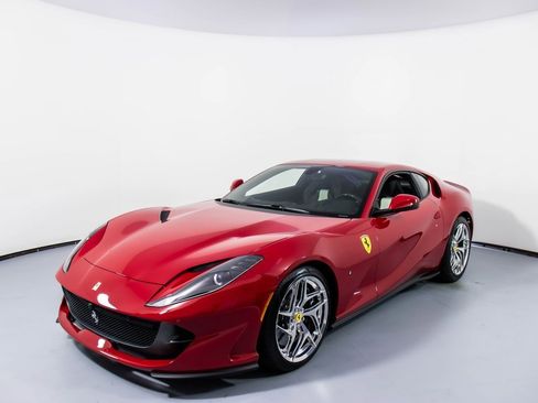 Certified 2018 Ferrari 812 Superfast image 10