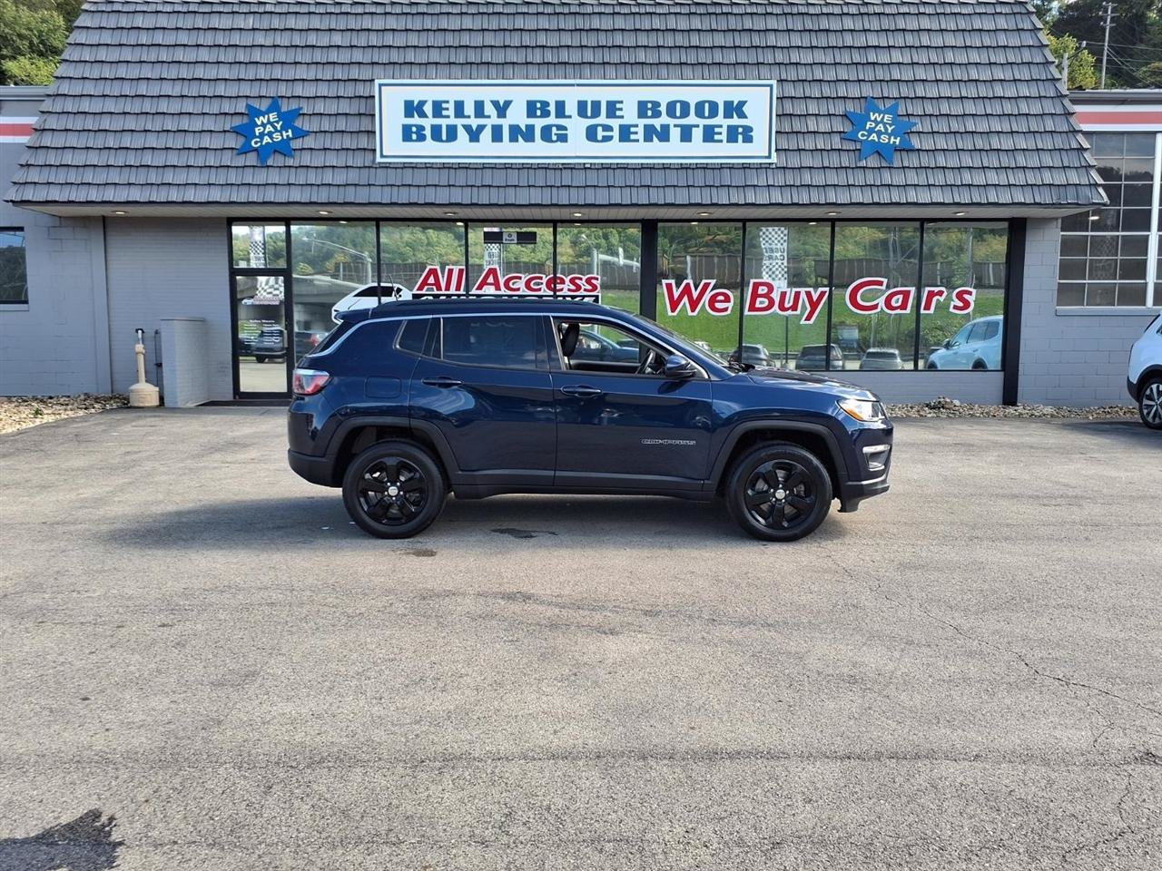 Used 2019 Jeep Compass Latitude AWD/4WD image 1