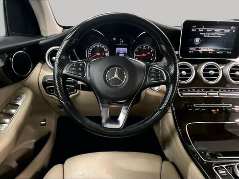 Used 2016 Mercedes-Benz GLC 300 image 5