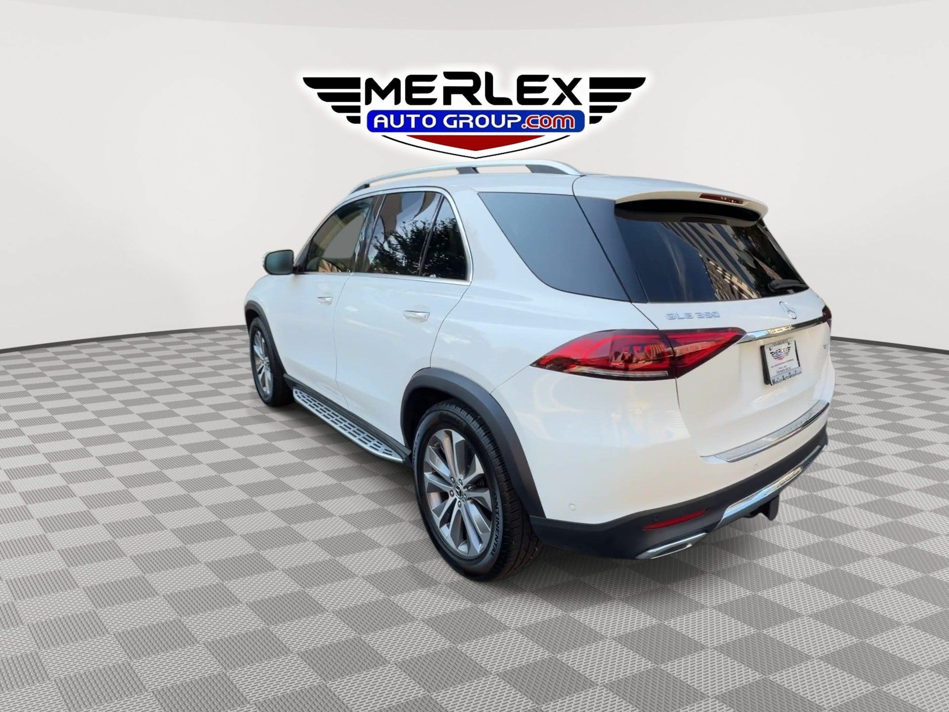Used 2020 Mercedes-Benz GLE 350 4MATIC w/ Premium Package image 7
