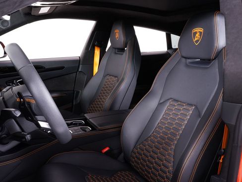 Used 2024 Lamborghini Urus S AWD/4WD image 26