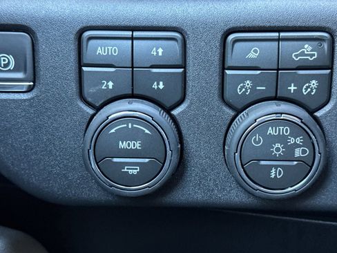 New 2026 Chevrolet Silverado 1500 High Country AWD/4WD image 26