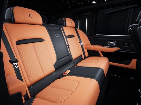 New 2027 Rolls-Royce Cullinan Black Badge AWD/4WD image 8