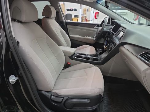 Used 2016 Hyundai Sonata Sport FWD image 8