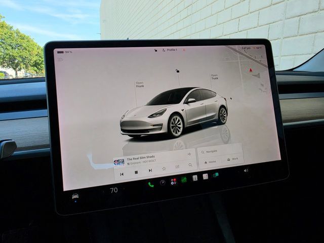 Used 2022 Tesla Model 3 Standard Range RWD image 31