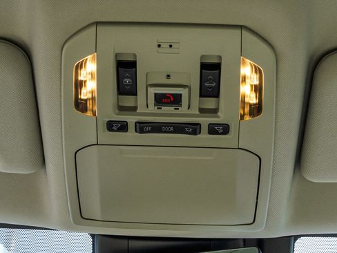 Used 2022 Toyota Highlander Platinum AWD/4WD image 33