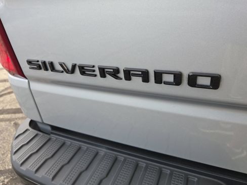 Used 2022 Chevrolet Silverado 1500 LT Trail Boss w/ Safety Package AWD/4WD image 11