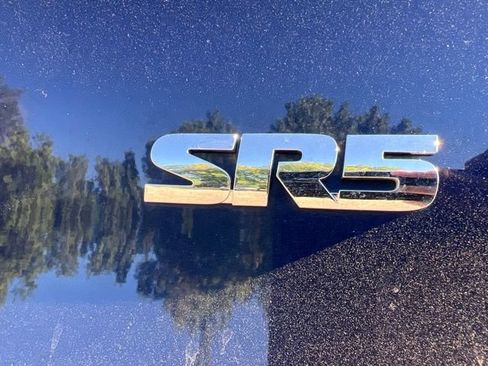 Used 2014 Toyota 4Runner SR5 AWD/4WD image 13